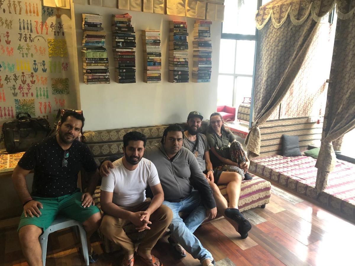 הוסטל מומביי Salaam Namastey Backpackers מראה חיצוני תמונה